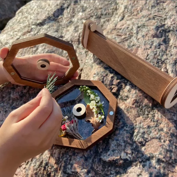 Kaléidoscope en bois DIY pour enfants 3+ ans. Créez des motifs uniques avec des fleurs et éléments naturels. Jouet éducatif interactif et idéal pour stimuler créativité et imagination !