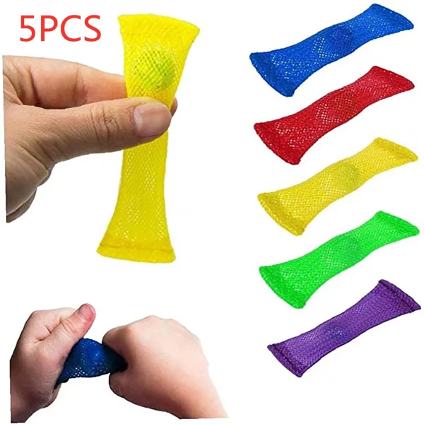 Fidget en mailles tressées. Jouet sensoriel qui soulage stress et anxiété. Améliore concentration et motricité. Compact, discret et facile à entretenir.