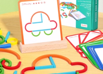 Jeu de reproduction en bois